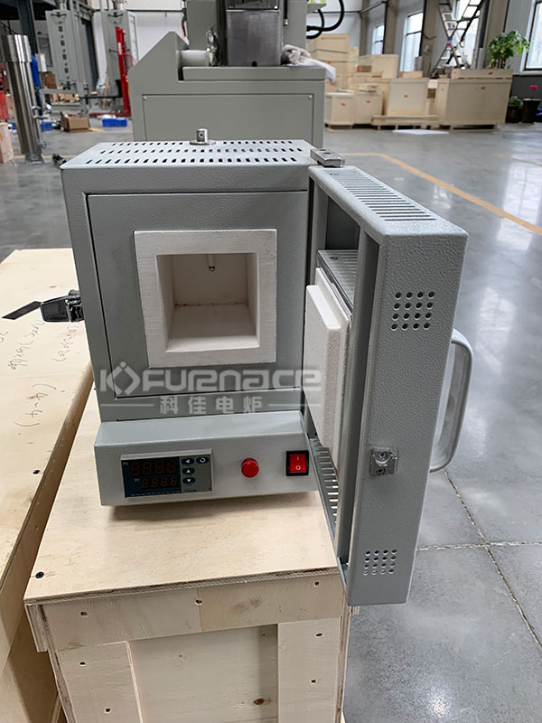 Actual photo of mini muffle furnace (click on the image to view product details)